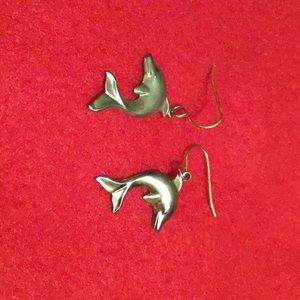 Beautiful Gold Dolphin Earrings in Excellent Condition